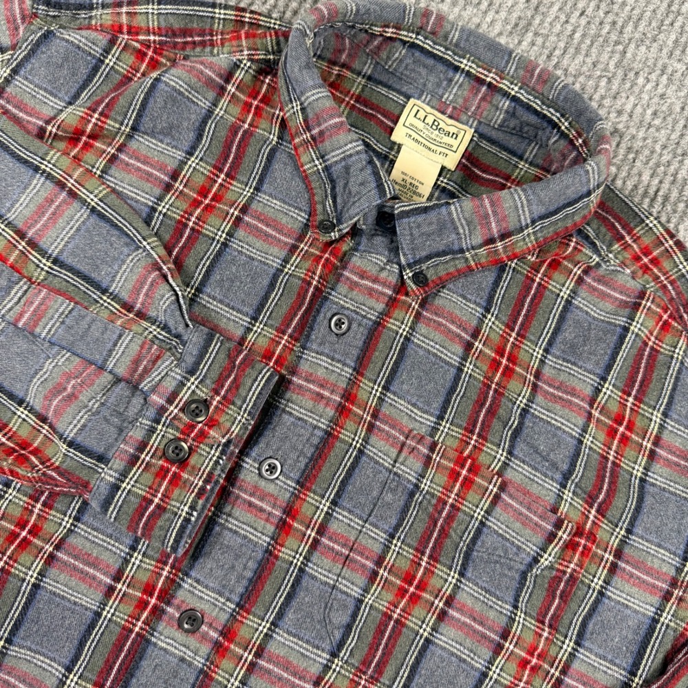 LL Bean Mens XL Traditional Fit Plaid Flannel Shirt Blue Red Cotton 228061